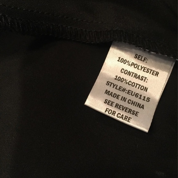 NWT! Sheer Lace hem Tank top - Picture 6 of 6